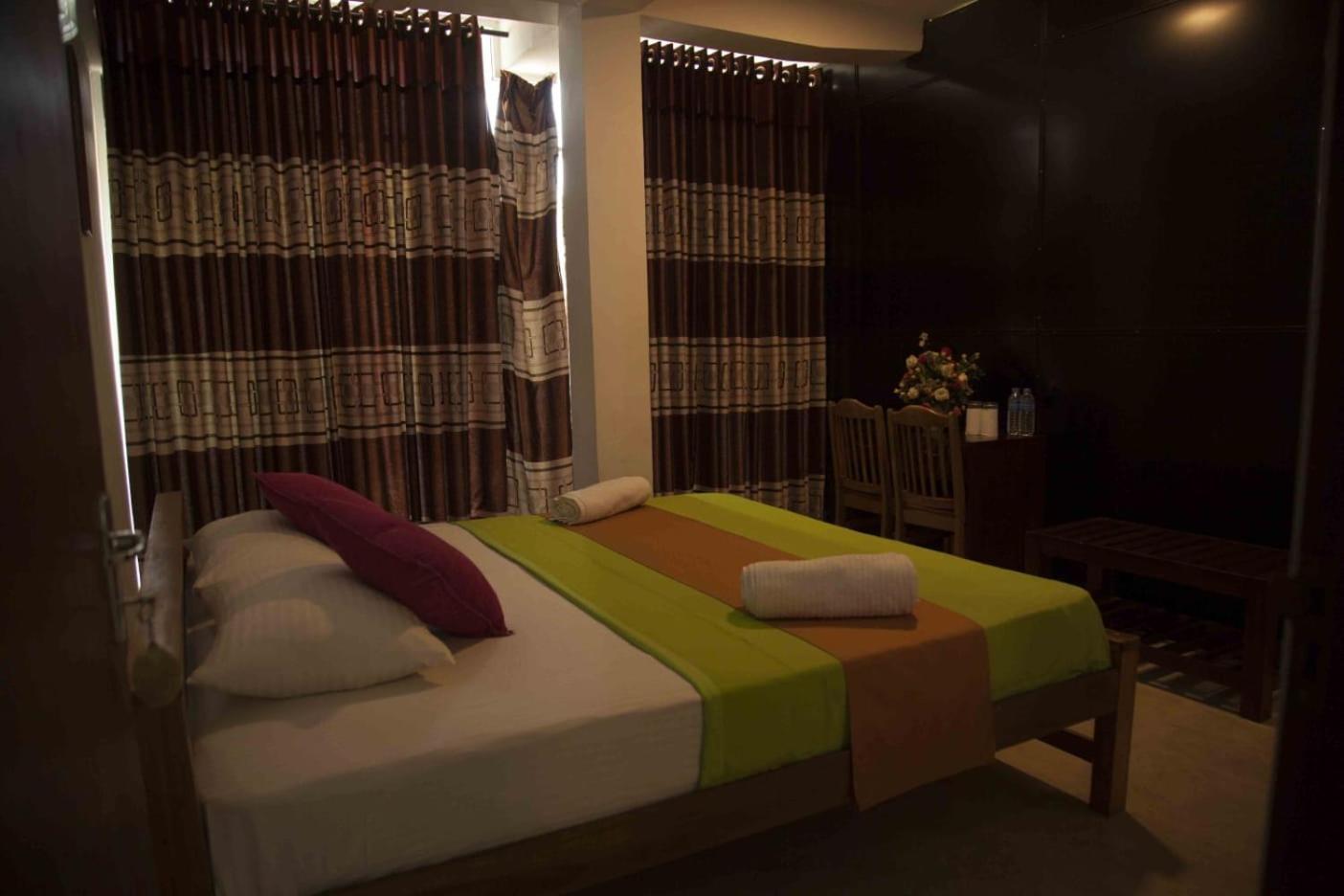 Lodge In 611 Kandy Ngoại thất bức ảnh
