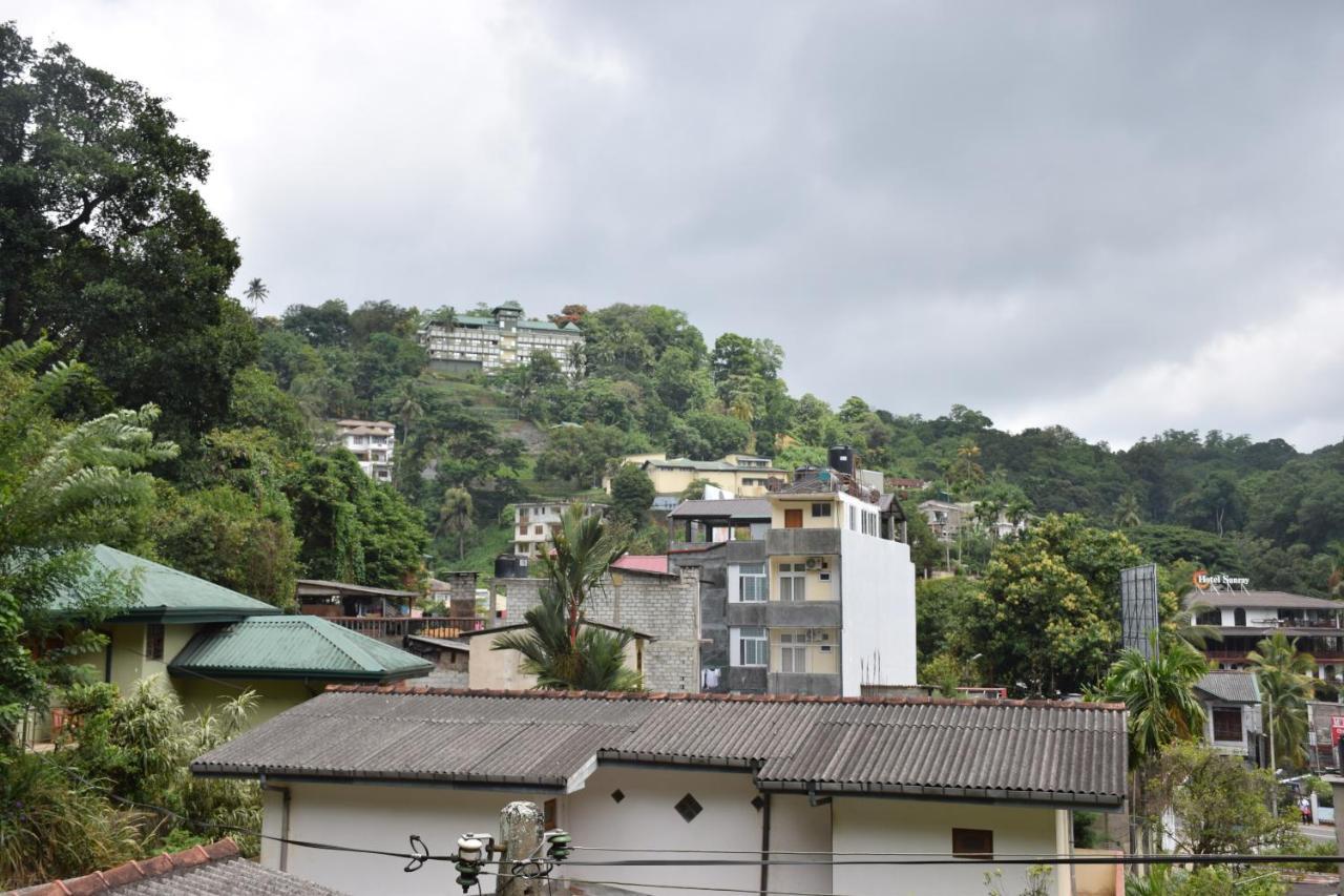 Lodge In 611 Kandy Ngoại thất bức ảnh