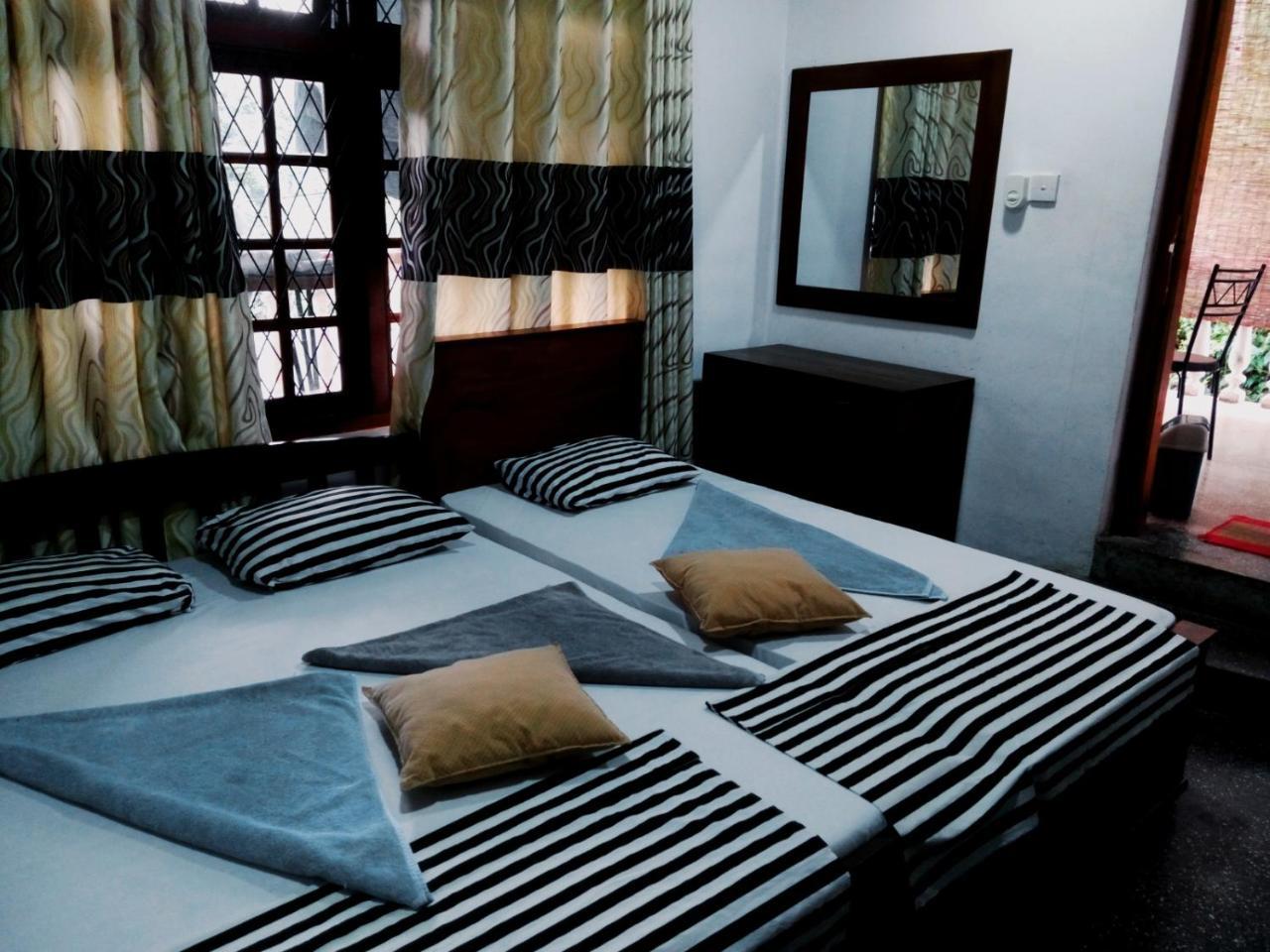 Lodge In 611 Kandy Ngoại thất bức ảnh