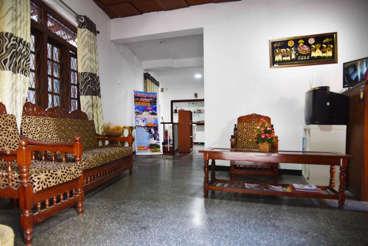 Lodge In 611 Kandy Ngoại thất bức ảnh