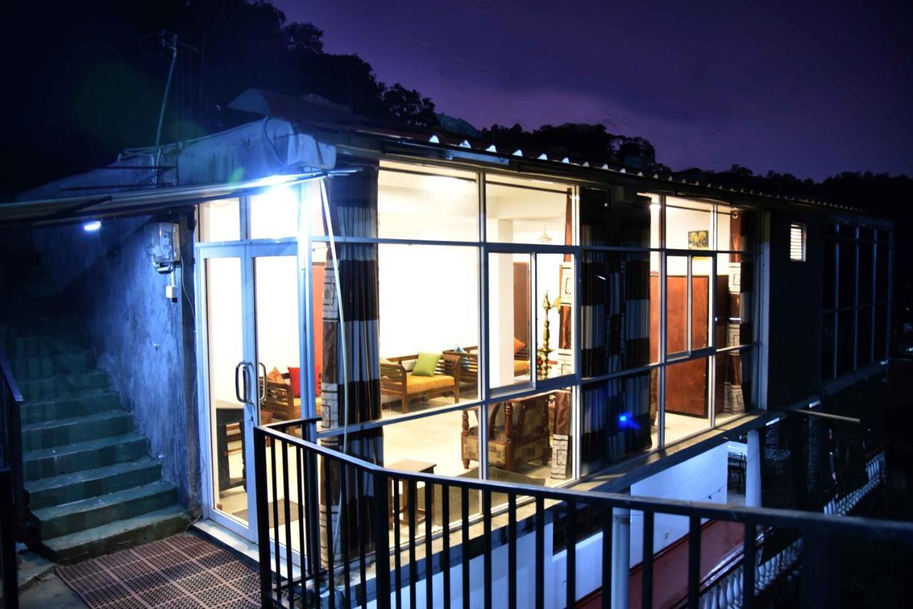 Lodge In 611 Kandy Ngoại thất bức ảnh