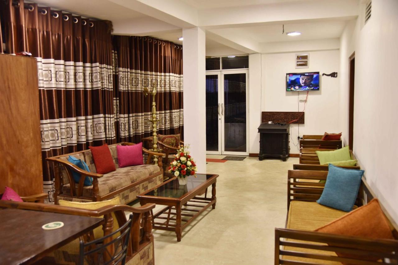 Lodge In 611 Kandy Ngoại thất bức ảnh