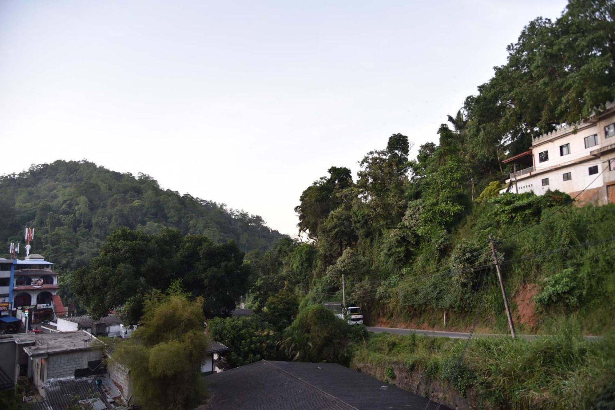 Lodge In 611 Kandy Ngoại thất bức ảnh